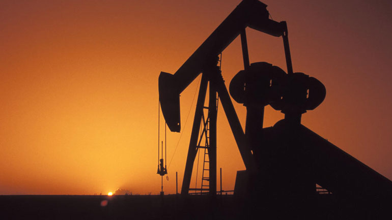 Mείωση των τιμών πετρελαίου κοντά σε χαμηλό επίπεδο 6ετίας